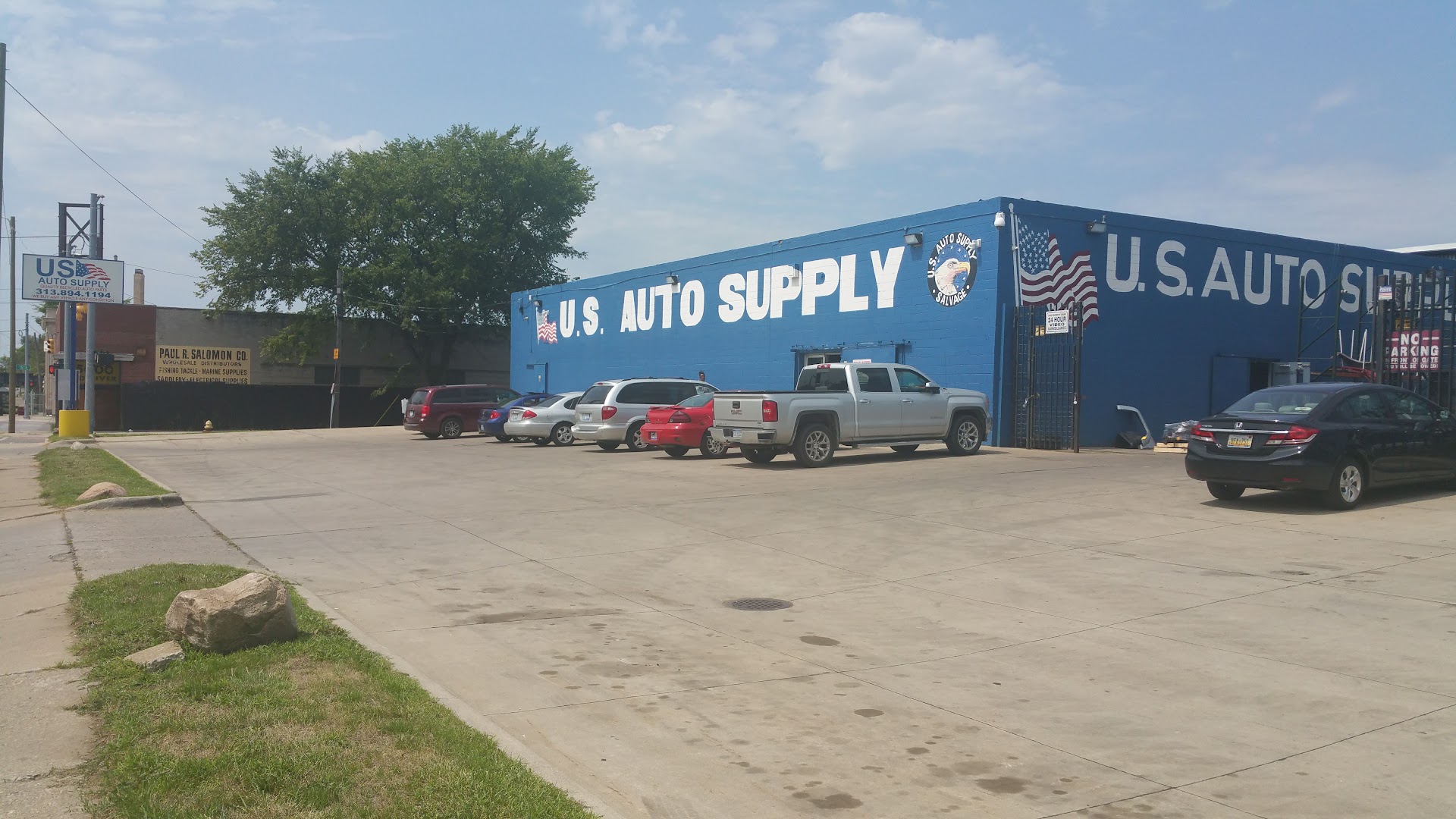 Used auto parts store In Detroit MI 