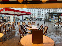 Atmosphère du Café Café Français à Issy-les-Moulineaux - n°2