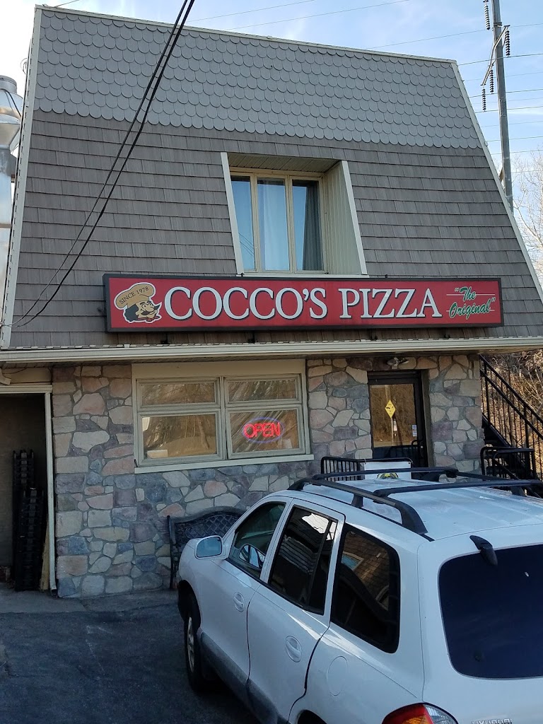 Cocco's Pizza 19074