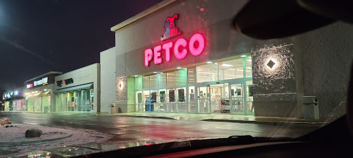 Pet Supply Store «Petco Animal Supplies», reviews and photos, 313 Homer M Adams Pkwy, Alton, IL 62002, USA