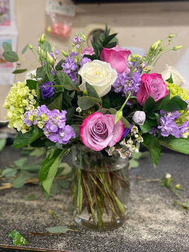 Florist «Heavenly Flowers Too LCC», reviews and photos, 222 Broadway, Amityville, NY 11701, USA