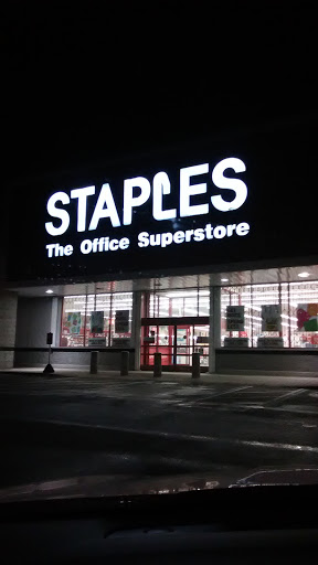 Office Supply Store «Staples», reviews and photos, 3155 Columbia Blvd, Titusville, FL 32780, USA