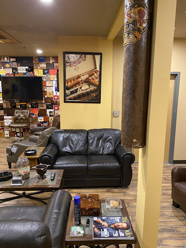 Tobacco Shop «Allentown Smokeshop», reviews and photos, 4787 Tilghman St, Allentown, PA 18104, USA