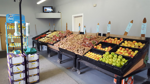 Grocery Store «Lewis River Produce», reviews and photos, 1697 Lewis River Rd, Woodland, WA 98674, USA