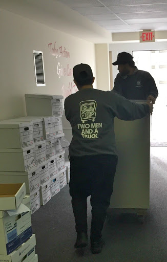 Moving and Storage Service «Two Men and a Truck», reviews and photos, 19 Microlab Rd Ste D, Livingston, NJ 07039, USA