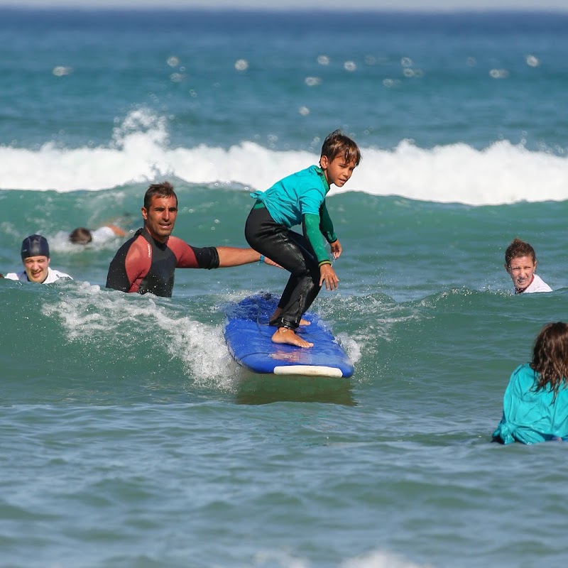 Ecole de Surf Bidart, Cours et Stages de Surf - Aquality School