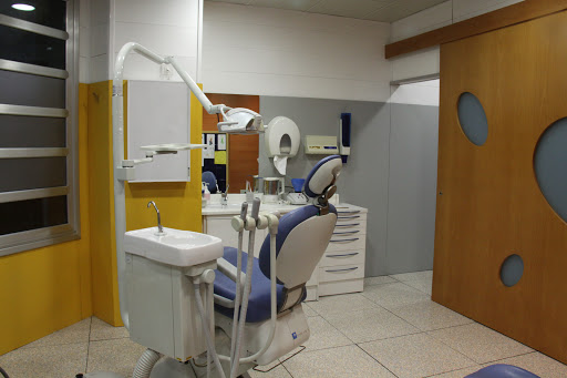 Stomatological center González Tuñón en Oviedo, Asturias