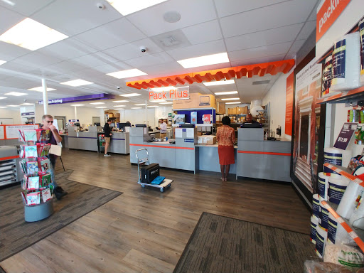 Print Shop «FedEx Office Print & Ship Center», reviews and photos, 2156 Barracks Rd, Charlottesville, VA 22903, USA