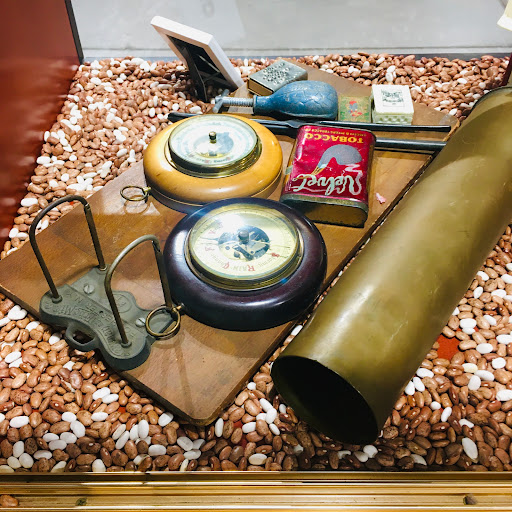 Thrift Store «Ephrata Re-Uzit Shop», reviews and photos, 20-22 E Main St, Ephrata, PA 17522, USA