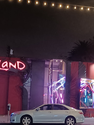 Liquor Store «Melrose Fine Wine & Liquor», reviews and photos, 7435 Melrose Ave, Los Angeles, CA 90046, USA