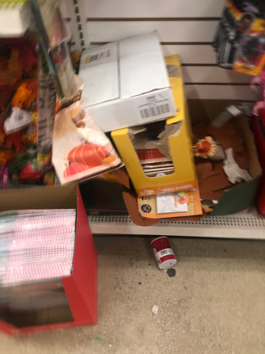 Dollar Store «Dollar Tree», reviews and photos, 15151 Woodward Ave, Highland Park, MI 48203, USA