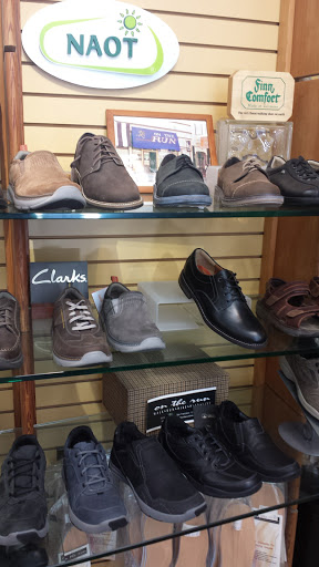 Shoe Store «On The Run Shoes», reviews and photos, 1310 9th Ave, San Francisco, CA 94122, USA