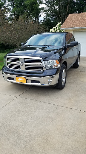 Car Dealer «Falls Chrysler Jeep Dodge», reviews and photos, 4100 State Rd, Cuyahoga Falls, OH 44223, USA