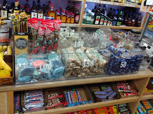 Liquor Store «Commerce Liquor», reviews and photos, 9936 Commerce Ave, Tujunga, CA 91042, USA