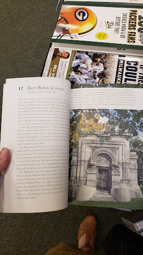 Book Store «Barnes and Noble», reviews and photos, 2500 N Mayfair Rd, Milwaukee, WI 53226, USA