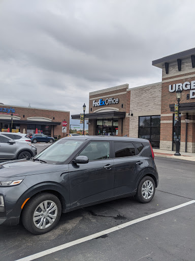 Print Shop «FedEx Office Print & Ship Center», reviews and photos, 7901 Mall Rd #700, Florence, KY 41042, USA