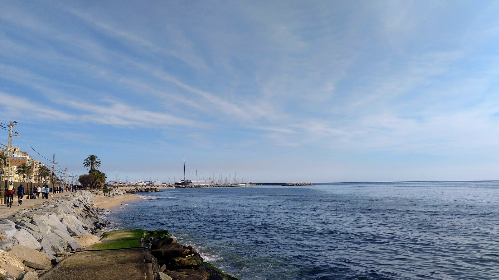 Fotografie cu Platja De La Descarrega cu nivelul de curățenie înalt