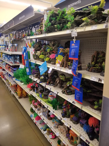 Pet Supply Store «PetSmart», reviews and photos, 5 Hampton House Rd, Newton, NJ 07860, USA
