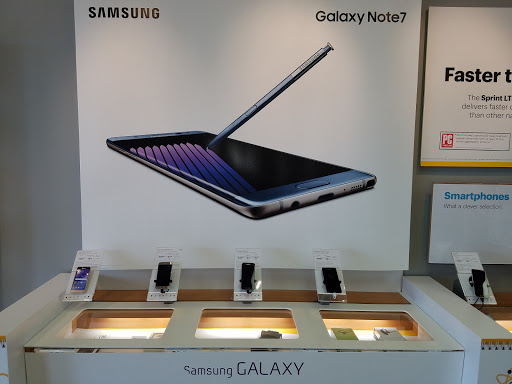 Cell Phone Store «Sprint Store», reviews and photos, 23227 Pacific Hwy S, Kent, WA 98032, USA