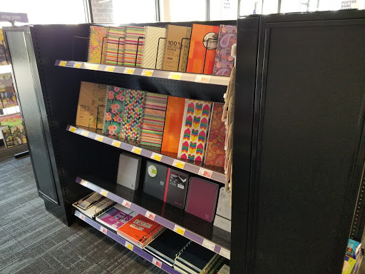 Print Shop «FedEx Office Print & Ship Center», reviews and photos, 205 W Rand Rd, Arlington Heights, IL 60004, USA