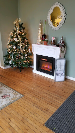 Florist «Agnew Florist-Watertown», reviews and photos, 587 Main St, Watertown, CT 06795, USA