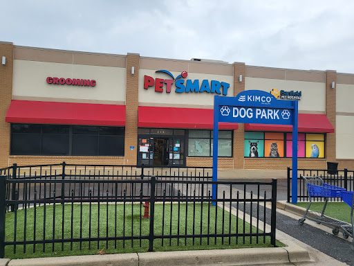 Pet Supply Store «PetSmart», reviews and photos, 218 Kentlands Blvd, Gaithersburg, MD 20878, USA