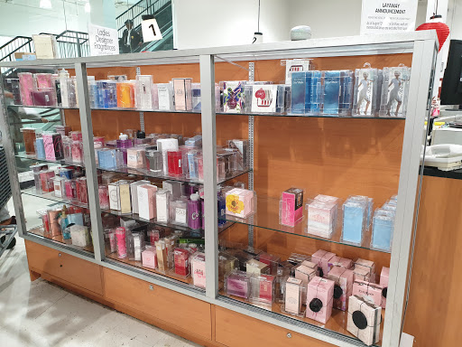 Clothing Store «Burlington Coat Factory», reviews and photos, 6200 Greenbelt Rd, Greenbelt, MD 20770, USA