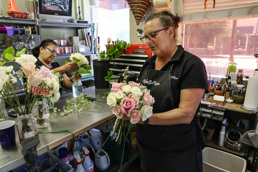 Florist «Ribbons & Roses Flowers», reviews and photos, 151 Chestnut St, Brentwood, CA 94513, USA