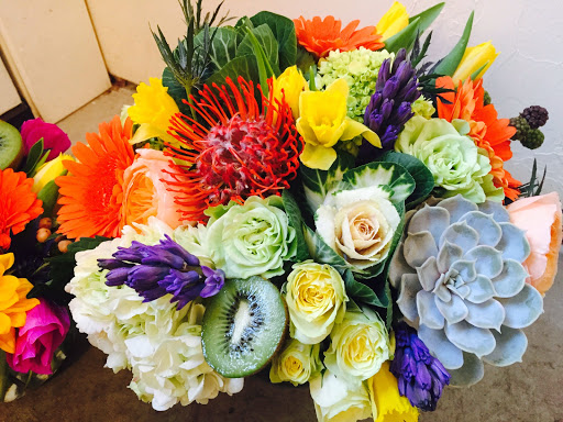 Florist «Petal and Crumb», reviews and photos, 86 Prospect St, Upton, MA 01568, USA