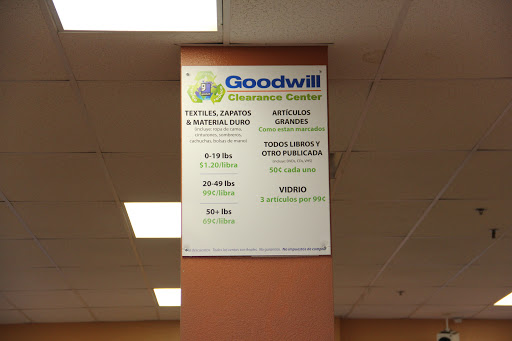 Thrift Store «Goodwill Clearance Center and Donation Site», reviews and photos, 1280 W Cheyenne Ave, North Las Vegas, NV 89030, USA