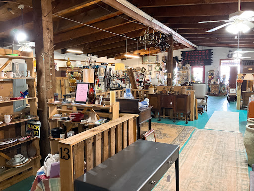 Antique Store «Pioneer General Store Antique Market», reviews and photos, 8244 Thornton Ave, Leeds, AL 35094, USA