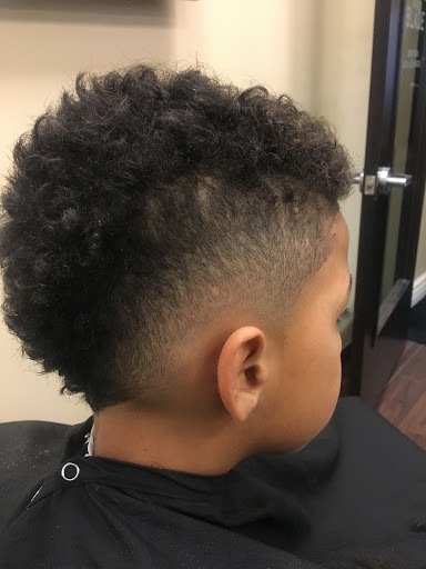 Barber Shop «Shave & Blade Barber Shop», reviews and photos, 9824 West Northern Avenue, #200, Peoria, AZ 85345, USA