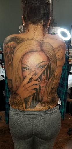 Tattoo Shop «Liquid Metal Tattoo & Body Piercing», reviews and photos, 817 Main St, West Point, VA 23181, USA