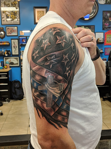 Tattoo Shop «Konkrete Jungle Kustom Tattoo», reviews and photos, 6590 Old Waterloo Rd, Elkridge, MD 21075, USA