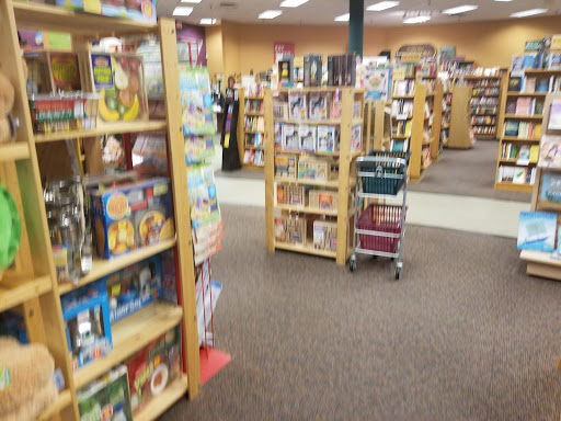 Used Book Store «Changing Hands Bookstore», reviews and photos, 6428 S McClintock Dr, Tempe, AZ 85283, USA