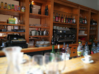 Atmosphère du Restaurant Café Du Pont De Brogny à Pringy - n°1