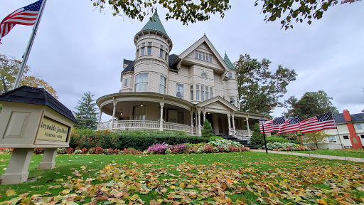 Funeral Home «Reynolds-Jonkhoff Funeral Home», reviews and photos, 305 6th St, Traverse City, MI 49684, USA