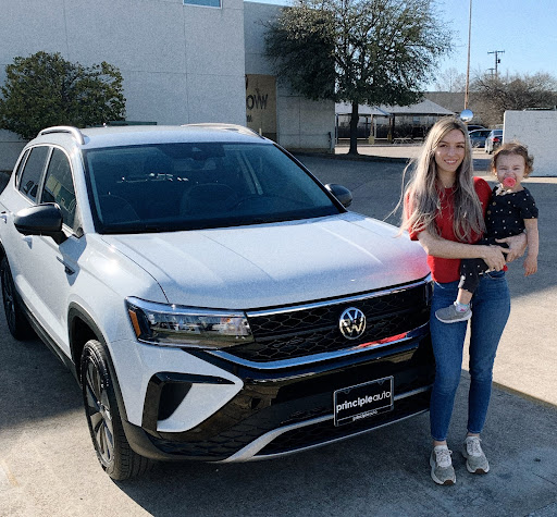 Volkswagen Dealer «Metro Volkswagen», reviews and photos, 2035 W Airport Fwy, Irving, TX 75062, USA