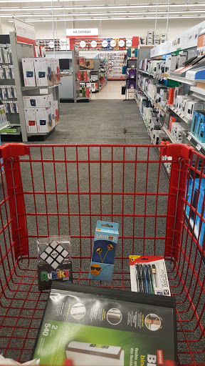 Office Supply Store «Staples», reviews and photos, 411 W Esplanade Dr, Oxnard, CA 93036, USA