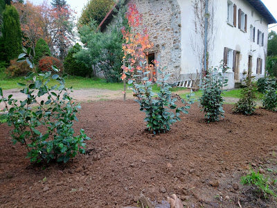 DECROISANT JONATHAN MULTISERVICES PARCS ET JARDINS à Rilhac-Lastours