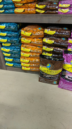 Pet Supply Store «Thomaston Feed», reviews and photos, 141 Watertown Rd, Thomaston, CT 06787, USA