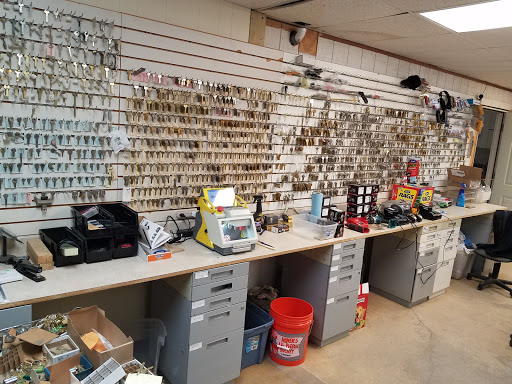 Locksmith «B Safe Locksmiths», reviews and photos, 11350 Brookpark Rd, Cleveland, OH 44130, USA
