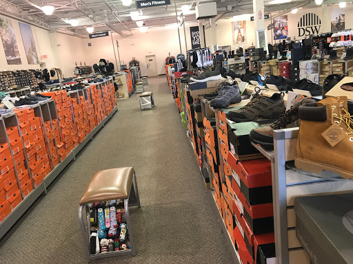 Shoe Store «DSW Designer Shoe Warehouse», reviews and photos, 3604 Sumner Blvd, Raleigh, NC 27616, USA