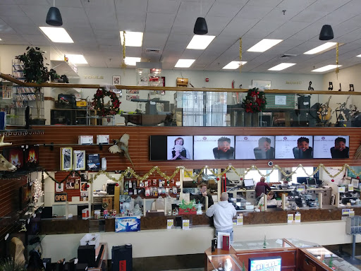 Jewelry Buyer «Lowell Jewelry & Loan», reviews and photos, 24 Merrimack St, Lowell, MA 01852, USA