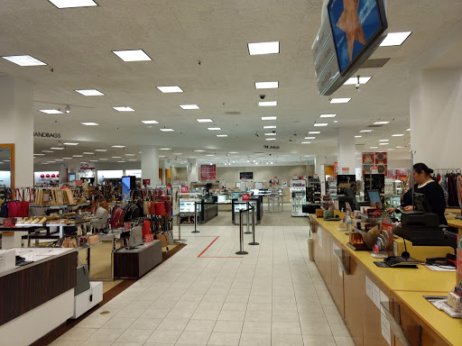 Shopping Mall «Hilltop Mall», reviews and photos, 2200 Hilltop Mall Rd, Richmond, CA 94806, USA