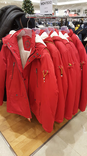 Stores to buy men's trench coats Mannheim