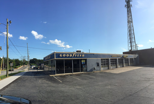 Tire Shop «Goodyear Auto Service Center», reviews and photos, 29 Lagrange St, Newnan, GA 30263, USA