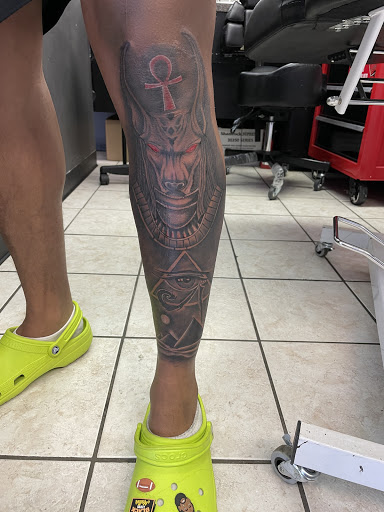 Explore small star tattoo ideas, creative tattoo ideas in New Baltimore, available at petra tattoo
