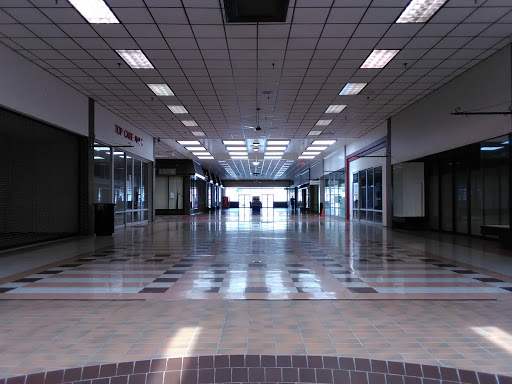 Shopping Mall «Airport Mall», reviews and photos, 1129 Union St, Bangor, ME 04401, USA