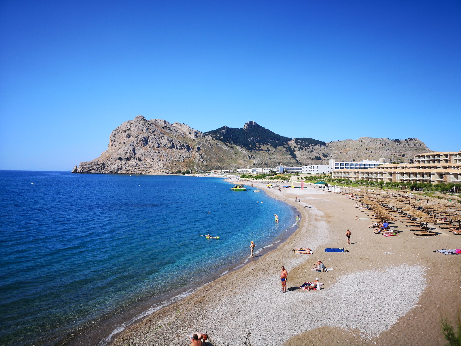 Photo of Kolimpia II Beach and the settlement